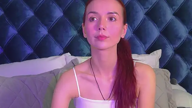 VanessaVienne online show from May 29, 2026, 4:13 pm