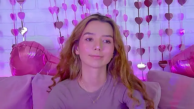 Snapshot of VanessaVienne chatting on February 15, 2026, 4:28 pm VanessaVienne online show from February 15, 2026, 4:28 pm