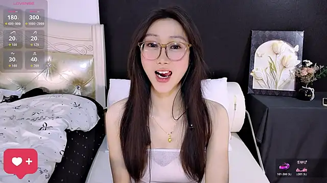 Queenbb88 online show from April 16, 2026, 11:44 am