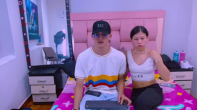 Sophi and Jack online show from March 10, 2026, 11:20 pm