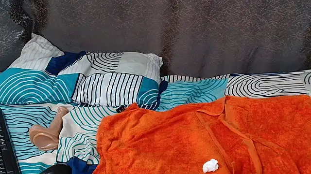 Snapshot of Amanda_April chatting on February 20, 2026, 6:19 am Amanda April online show from February 20, 2026, 6:19 am