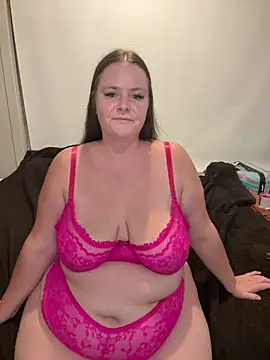 carinabro10 online show from March 5, 2026, 10:45 am