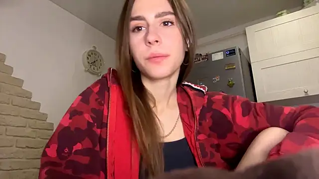 ElsieKuhlmann online show from February 5, 2026, 5:14 am