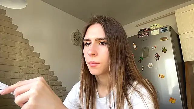 ElsieKuhlmann online show from March 24, 2026, 8:58 am