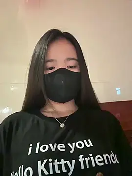 Gwen879 online show from March 30, 2026, 11:28 pm