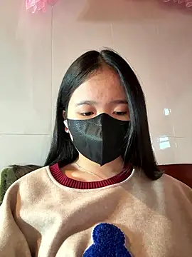 Gwen879 online show from January 12, 2026, 1:12 am