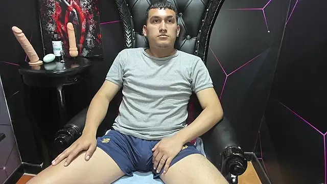 Lucca Moretti online show from January 9, 2026, 12:45 pm