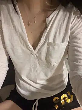 Linaa sexxy online show from June 10, 2026, 5:36 pm