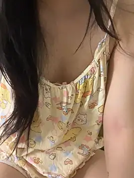 Linaa sexxy online show from July 22, 2026, 5:37 pm