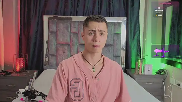 LeoMonnroe online show from March 4, 2026, 7:21 pm