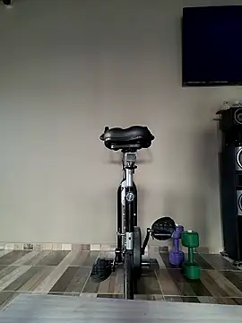 ratoncitavip online show from January 15, 2026, 9:51 pm