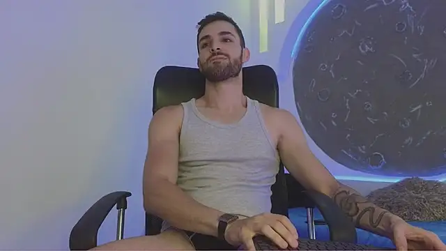 Apolo lux1 online show from March 14, 2026, 6:58 pm