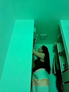 LunaRouuse  online show from March 20, 2026, 2:40 pm