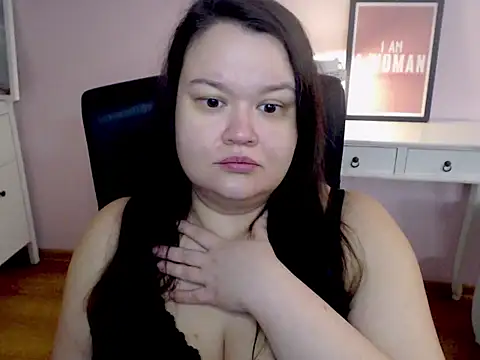 HollyDanceSoul online show from March 4, 2026, 5:37 am