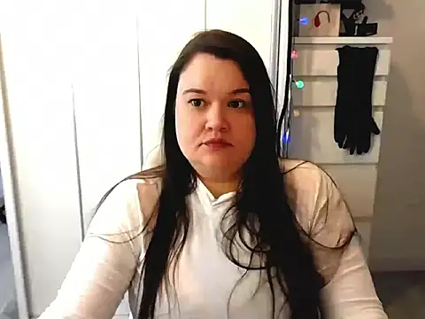 Snapshot of HollyDanceSoul chatting on February 24, 2026, 8:26 am HollyDanceSoul online show from February 24, 2026, 8:26 am