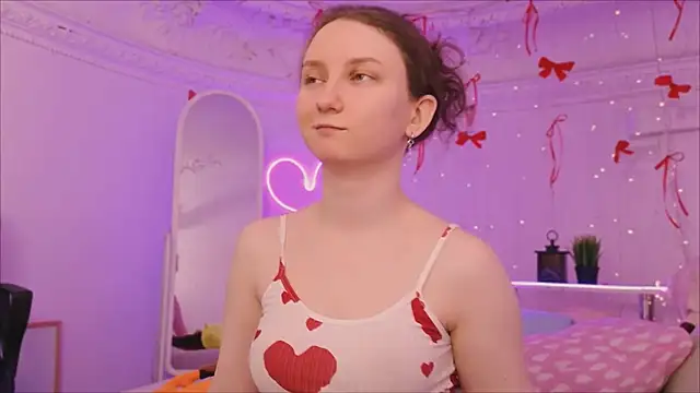 SunshineBlaze online show from March 13, 2026, 5:45 am