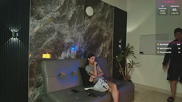 uncontrolled fire online show from March 5, 2026, 7:10 pm