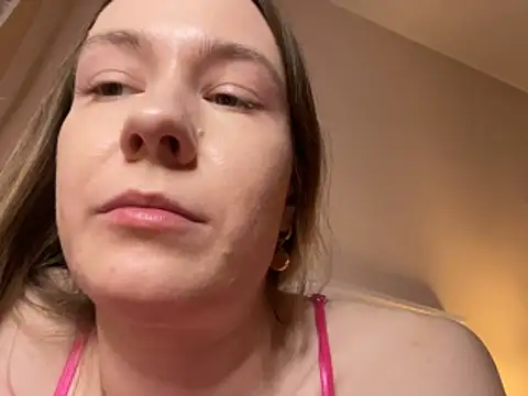 midnight ballerina  online show from April 8, 2026, 11:06 pm