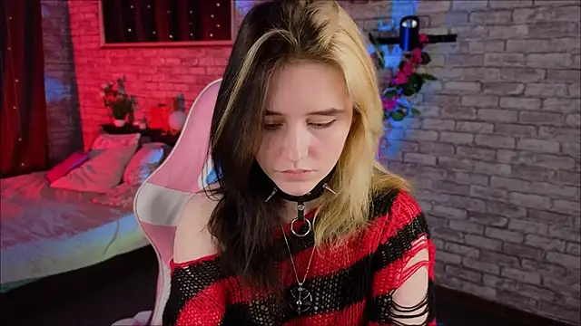 Snapshot of RubyMyst chatting on January 11, 2026, 8:49 pm RubyMyst online show from January 11, 2026, 8:49 pm