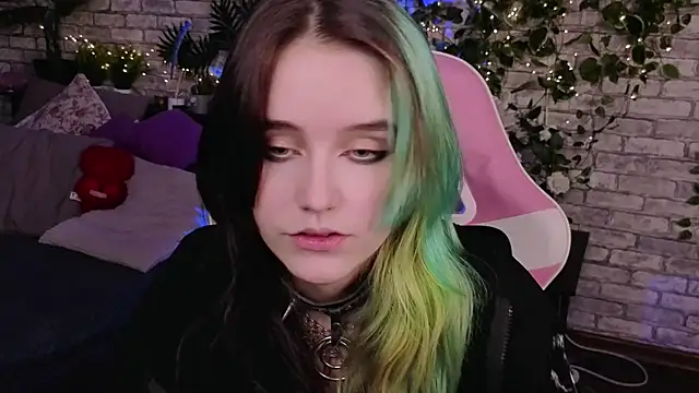 Snapshot of RubyMyst chatting on February 28, 2026, 9:14 pm RubyMyst online show from February 28, 2026, 9:14 pm