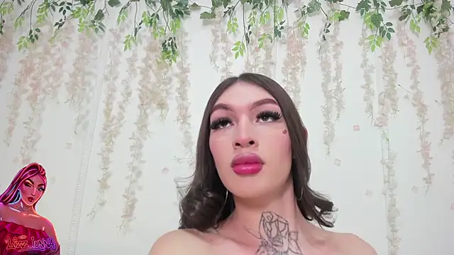 lizz lunna online show from April 13, 2026, 8:57 pm