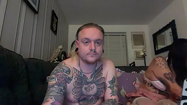 Snapshot of DaddyAndBabyGirl94 chatting on January 11, 2026, 9:55 pm DaddyAndBabyGirl94 online show from January 11, 2026, 9:55 pm