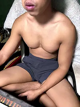 MuscleKing888 online show from January 11, 2026, 12:12 pm