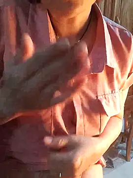 Snapshot of Myna_999 chatting on January 13, 2026, 3:05 pm Myna 999 online show from January 13, 2026, 3:05 pm