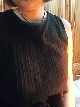 Snapshot of Myna_999 chatting on January 12, 2026, 2:40 am Myna 999 online show from January 12, 2026, 2:40 am