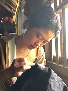 Naalyy online show from April 9, 2026, 1:51 am