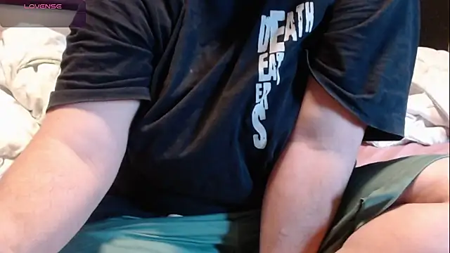 Snapshot of Santanna77 chatting on February 19, 2026, 8:22 am Santanna77 online show from February 19, 2026, 8:22 am