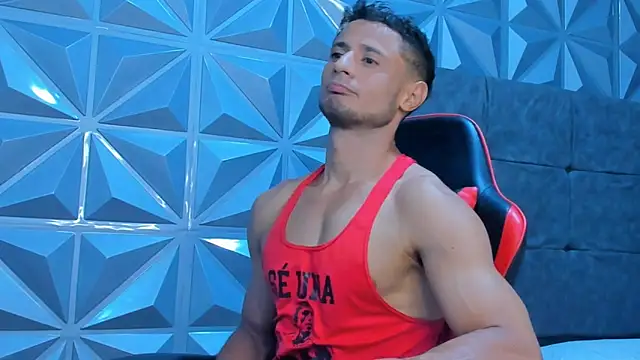 Snapshot of Adonys_Lewis_ chatting on June 18, 2026, 6:45 am Adonys Lewis online show from June 18, 2026, 6:45 am