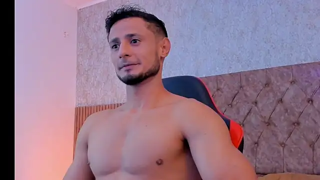 Snapshot of Adonys_Lewis_ chatting on February 1, 2026, 9:40 am Adonys Lewis online show from February 1, 2026, 9:40 am