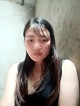 Snapshot of Nunaa2x chatting on February 5, 2026, 12:45 pm Nunaa2x online show from February 5, 2026, 12:45 pm