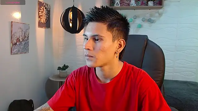 Snapshot of paullcb chatting on February 27, 2026, 3:51 am paullcb online show from February 27, 2026, 3:51 am