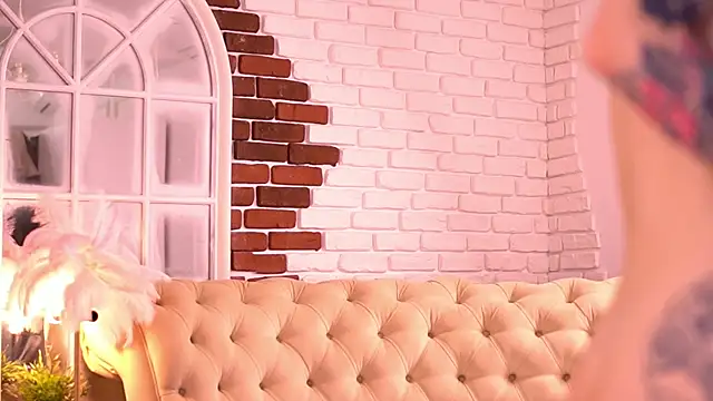 NyssaSky online show from February 25, 2026, 6:30 pm