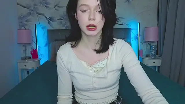 Snapshot of bucks_bunnyy chatting on February 3, 2026, 10:15 pm bucks bunnyy online show from February 3, 2026, 10:15 pm