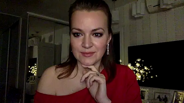 Ivoryne online show from March 4, 2026, 11:56 pm