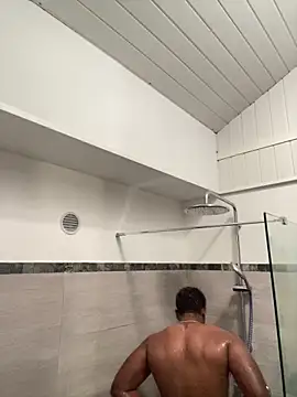 Axel black10 online show from February 11, 2026, 1:22 pm