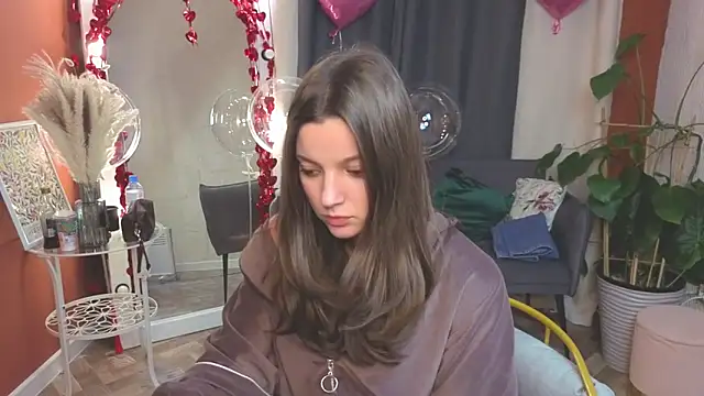 KitKatie online show from February 12, 2026, 11:26 pm