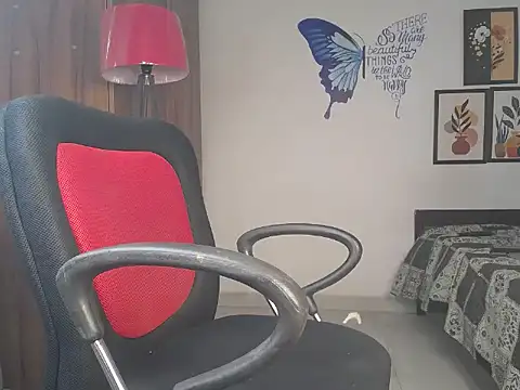 Devil lily7 online show from March 7, 2026, 6:09 am