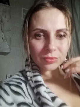 Snapshot of Kitty232425 chatting on January 15, 2026, 7:50 pm Kitty232425 online show from January 15, 2026, 7:50 pm