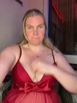 SexyBlondJoanna online show from March 6, 2026, 6:25 pm