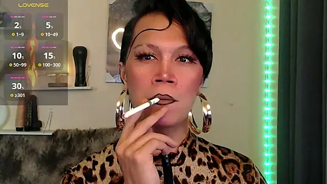 deliciousClaire online show from April 7, 2026, 5:15 pm