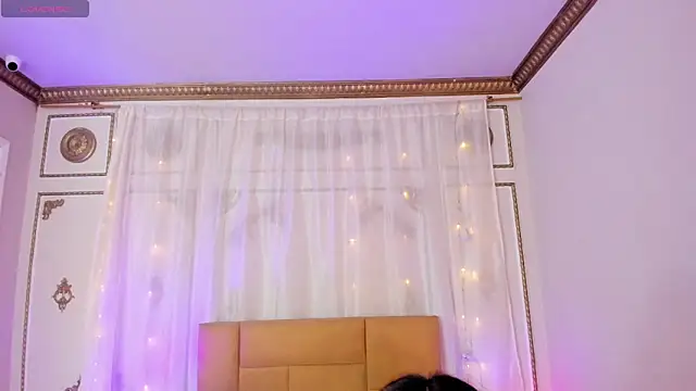 Jenifer James online show from March 5, 2026, 7:32 pm