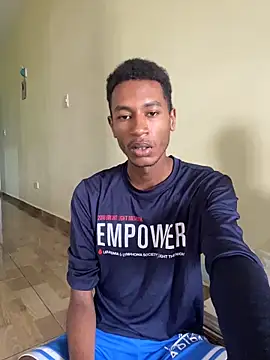 twink gabrielll online show from May 25, 2026, 1:10 pm