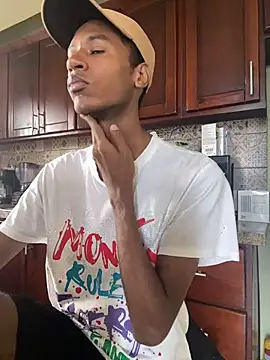 twink gabrielll online show from May 29, 2026, 12:22 pm