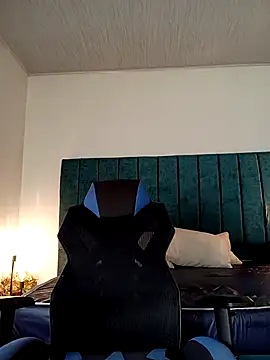 Snapshot of Dante_Knox chatting on February 1, 2026, 12:14 pm Dante Knox online show from February 1, 2026, 12:14 pm