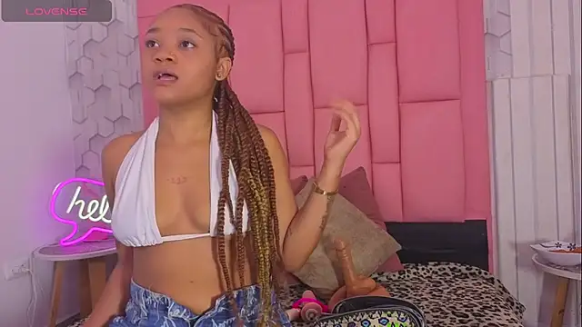 Snapshot of sophiia_swet chatting on February 7, 2026, 12:24 pm sophiia swet online show from February 7, 2026, 12:24 pm