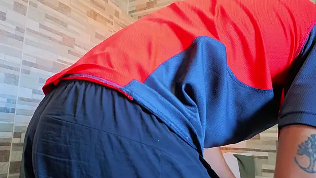 joelcallvil1 online show from April 9, 2026, 1:50 pm